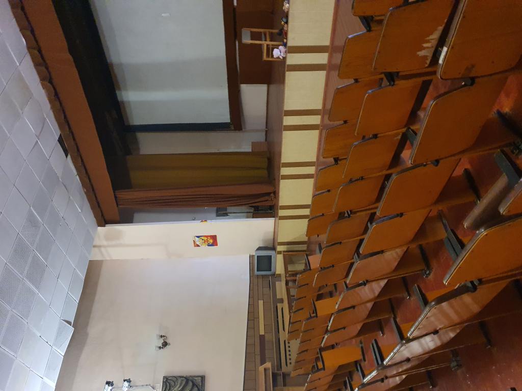 Актовый зал до ремонта - фото 2